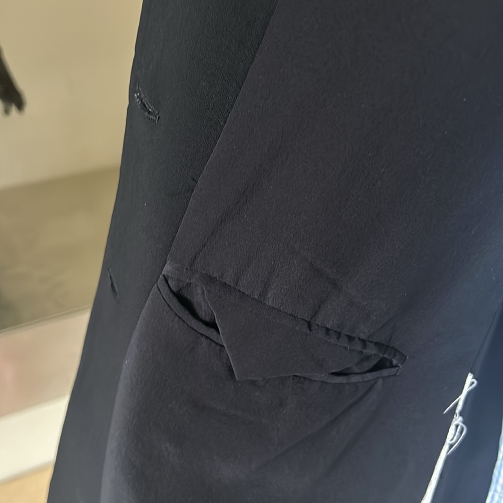 VTG GIORGIO ARMANI Ladies Pant Suit, Sz 8, black - Picture 7 of 17